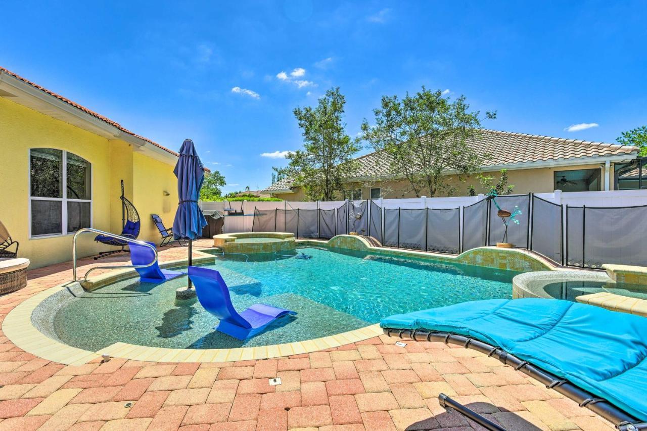 Sun-Soaked Sarasota Oasis With Pool And Hot Tub! Villa Exteriör bild